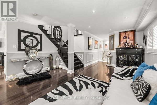 Family room - 7 Urwin Street, Ajax, ON L1T0G7 Photo 5
