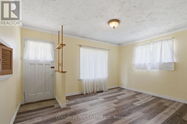 Laundry room - 7 Valleyview Crescent, Belleville, ON K8P3E9 Photo 4