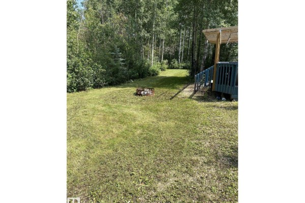 7 Village West, Rural Wetaskiwin County, AB, photo 2