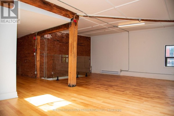7-rear - 531-533 Yonge Street, Toronto, ON M4Y1Y5 Photo 3