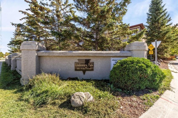 70 1010 Wilkes Avenue, Winnipeg