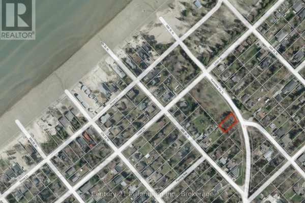 32 Sunnidale Road N, Wasaga Beach, ON L9Z2B7 Photo 5