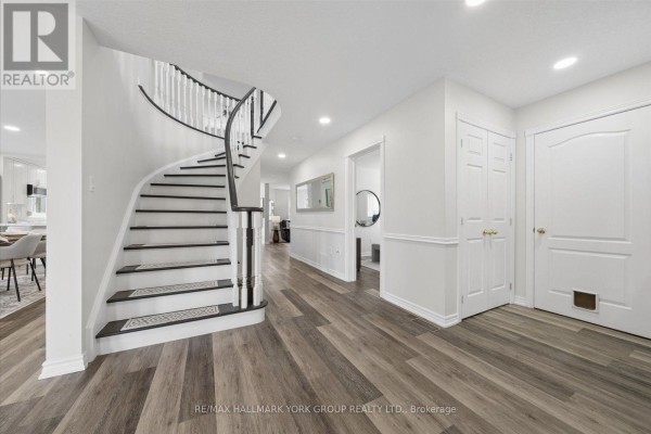 70 Bambi Crescent, Georgina, ON L4P4C7 Photo 4