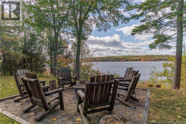 70 Barnes Point Road, Cambridge Narrows, NB, photo 2