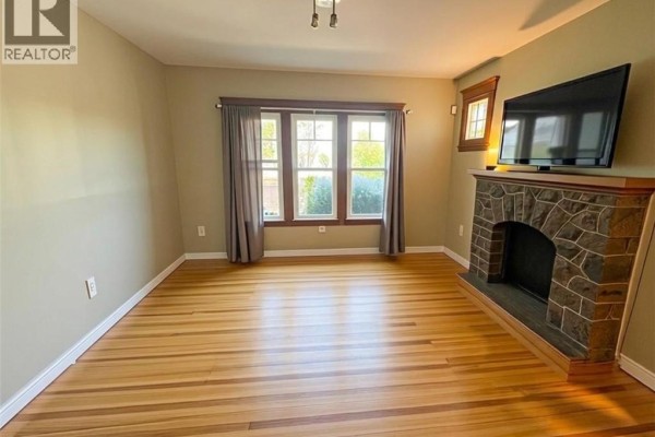 Living room - 70 Belview Avenue Unit# 2, Hamilton, ON L8L7K8 Photo 5