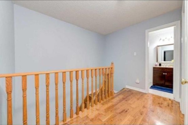 Dining room - 70 Blue Spruce Street, Brampton, ON L6R1C3 Photo 2