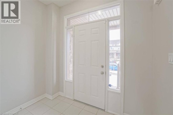 Bathroom - 70 Bradbury Road, Hamilton, ON L8J2V7 Photo 4
