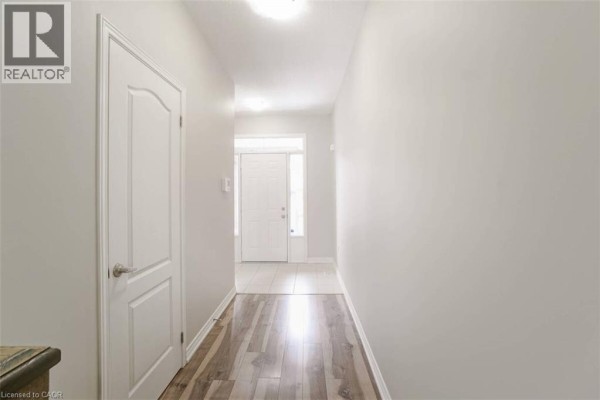 Primary Bedroom - 70 Bradbury Road, Hamilton, ON L8J2V7 Photo 5