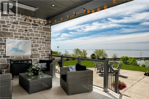 Foyer - 70 Brown Street, Port Dover, ON N0A1N7 Photo 4
