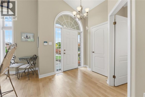 Recreation room - 70 Carmichael Crescent, Brantford, ON N3R8A9 Photo 5
