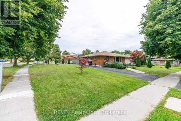 Playroom - 70 Champlain Avenue, Welland, ON L3C2L7 Photo 3