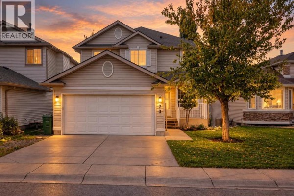 2pc Bathroom - 70 Country Hills View Nw, Calgary, AB T3K4Y5 Photo 2