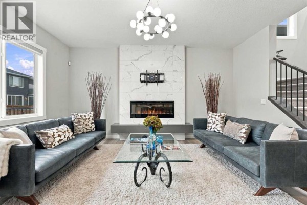 Foyer - 70 Creekside Avenue Sw, Calgary, AB T2X4A9 Photo 4