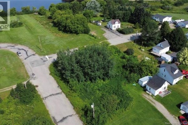 70 Desilva Street, Bathurst, NB E2A1K5 Photo 4