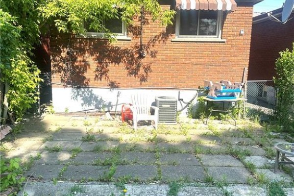 70 Ellis Avenue, Hamilton, ON, photo 3