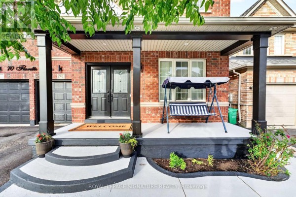 Living room - 70 Florette Place, Brampton, ON L7A3G5 Photo 3