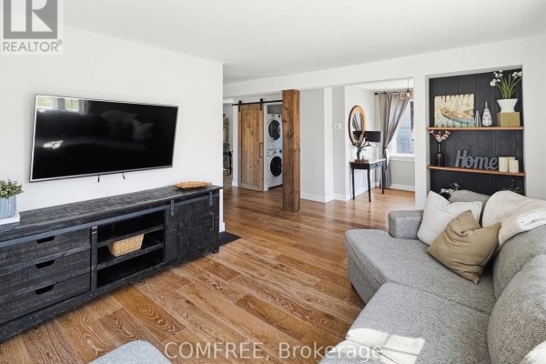 70 Gunn Street, Barrie, ON L4M2H5 Photo 4
