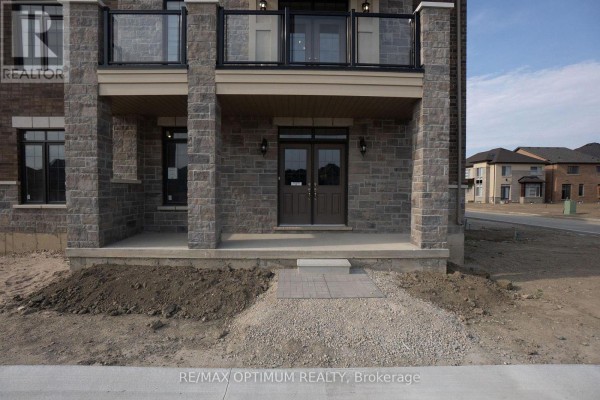 Living room - 70 Keyworth Crescent, Brampton, ON L6R4E6 Photo 2