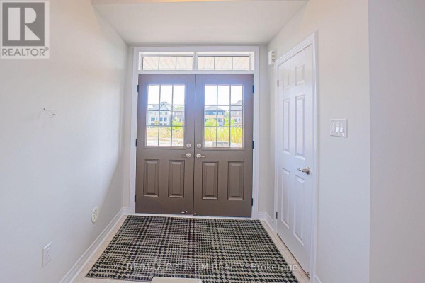 Dining room - 70 Keyworth Crescent, Brampton, ON L6R4E6 Photo 3