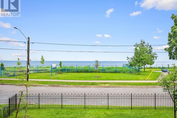 70 Lake Shore Drive, Toronto, ON, photo 3