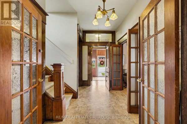 70 Maple Avenue, Smiths Falls, ON K7A2A7 Photo 5