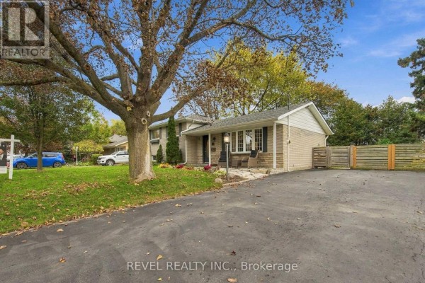 70 Parkway Crescent, Clarington, ON L1C1C1 Photo 2