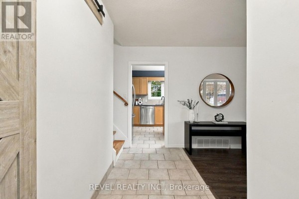 70 Parkway Crescent, Clarington, ON L1C1C1 Photo 4