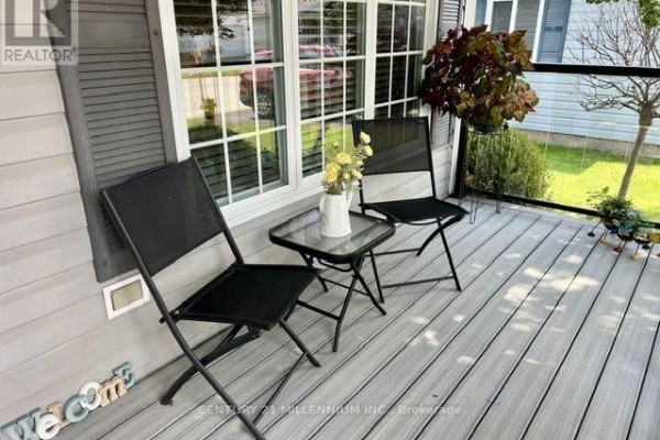 70 Pennsylvania Ave, Wasaga Beach, ON, photo 3