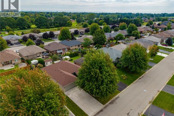 Bonus Room - 70 Sparrow Way, Port Dover, ON N0A1N5 Photo 4