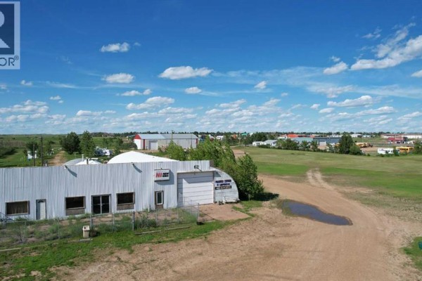700 9 Highway, Hanna, AB T0J1P0 Photo 3