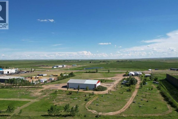 700 9 Highway, Hanna, AB T0J1P0 Photo 4