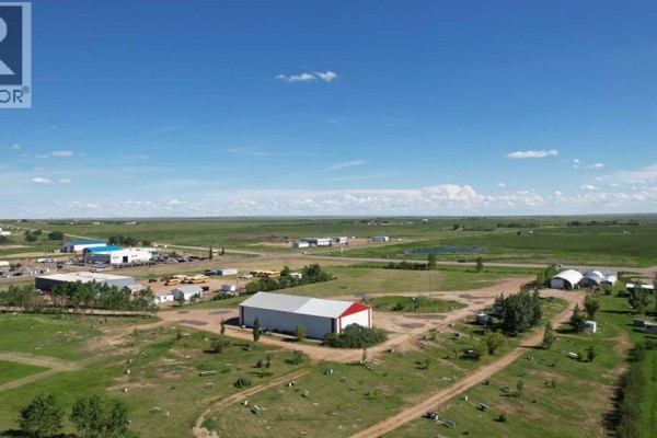 700 9 Highway, Hanna, AB T0J1P0 Photo 5