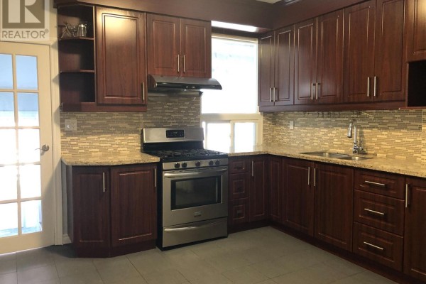 700 Dufferin Street, Toronto, ON M6K2B7 Photo 3