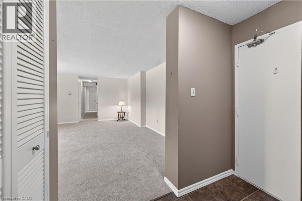 700 Dynes Road Unit# 101, Burlington, ON, photo 3