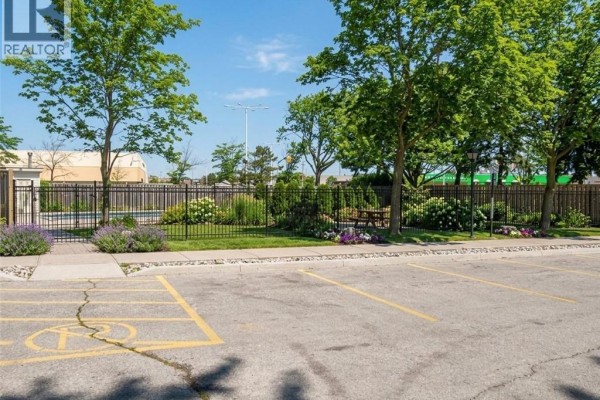 2pc Bathroom - 700 Dynes Road Unit# 209, Burlington, ON L7N3M2 Photo 3