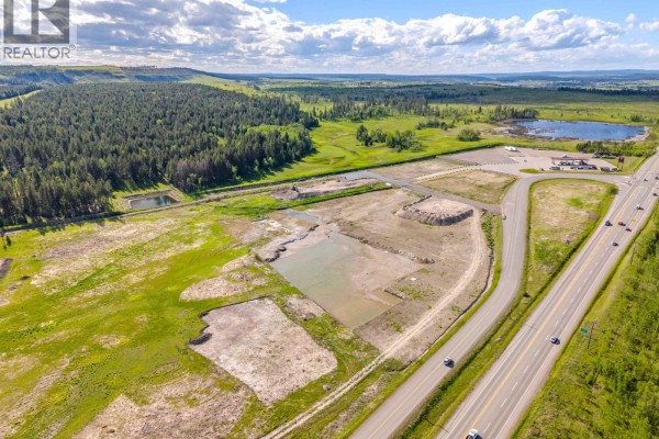 700 Exeter Truck Route, 100 Mile House, BC V0K2E0 Photo 4