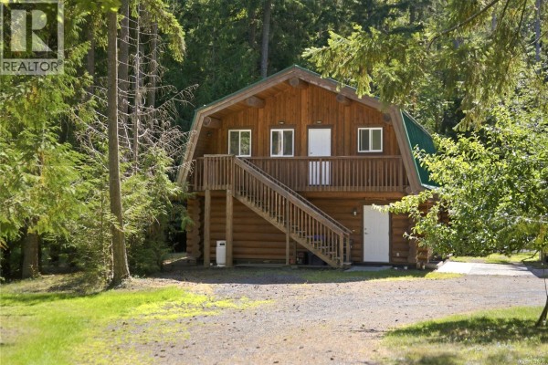 700 Fern Rd E, Qualicum Beach, BC, photo 2