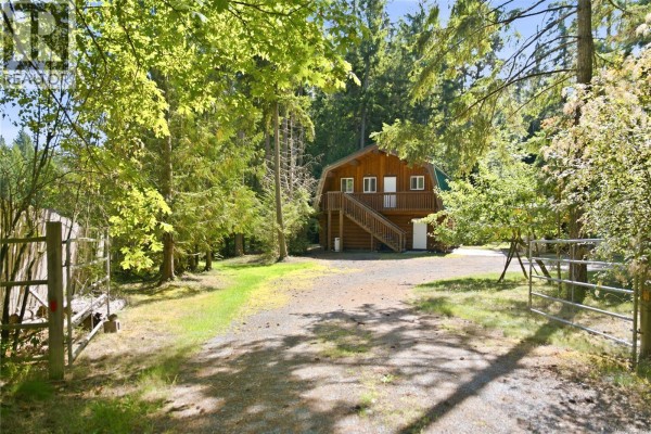 Primary Bedroom - 700 Fern Rd E, Qualicum Beach, BC V9K1M4 Photo 4