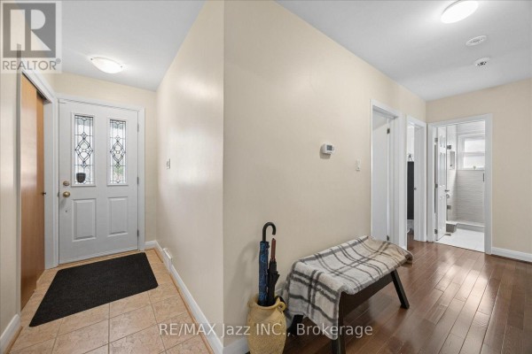 Primary Bedroom - 700 Grierson Street, Oshawa, ON L1G5J5 Photo 5