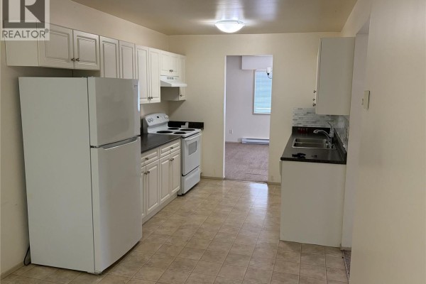 Kitchen - 700 Stancombe Rd, Esquimalt, BC V9A2P1 Photo 4