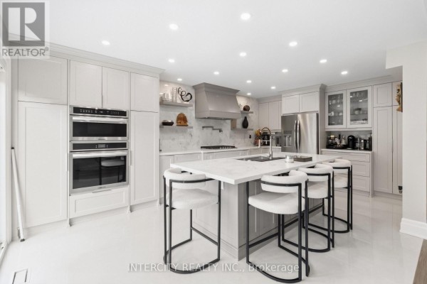 700 Trudeau Drive, Milton, ON L9T5L5 Photo 4