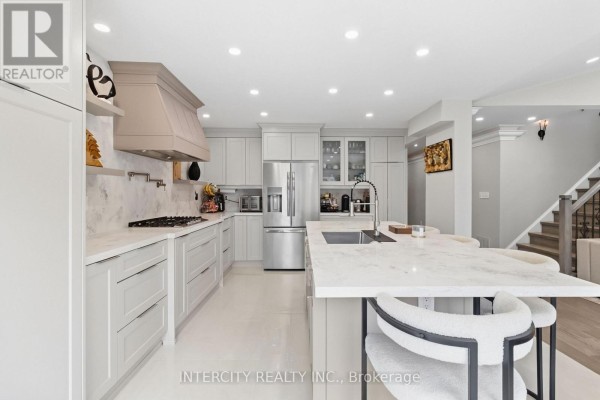 700 Trudeau Drive, Milton, ON L9T5L5 Photo 5