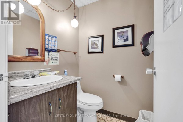 700 York Street, London East, ON N5W2S8 Photo 5