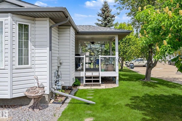 Family room - #206 7000 Northview Dr, Wetaskiwin, AB T9A3R9 Photo 4
