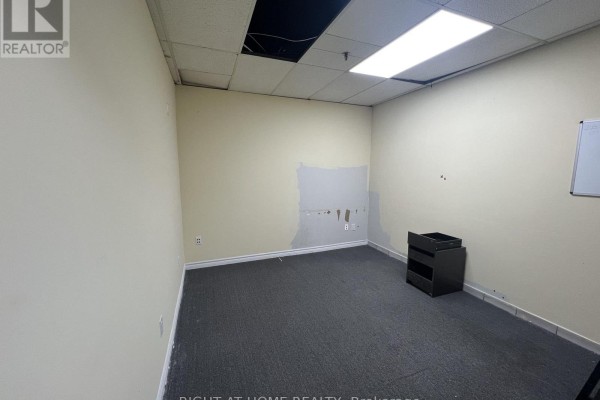 7007 Islington Avenue, Vaughan, ON L4L1V8 Photo 3