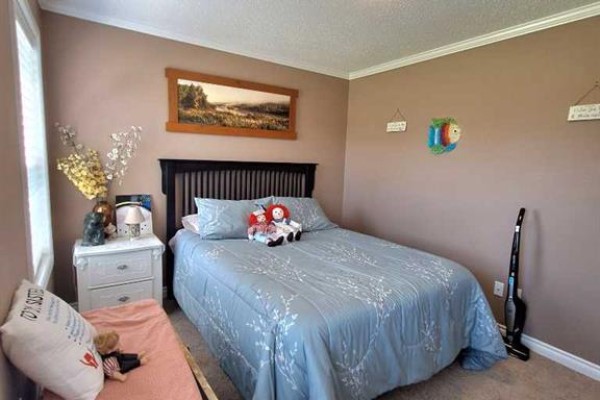 Kitchen - #701, 13221 Twp Rd 680, Rural Lac La Biche County, AB T0A2C1 Photo 5