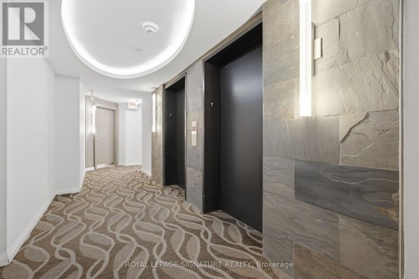 Primary Bedroom - 701 - 228 Queens Quay W, Toronto, ON M5J2X1 Photo 3