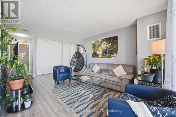 Bedroom 2 - 701 - 301 Prudential Drive, Toronto, ON M1P4V3 Photo 5