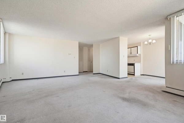 Primary Bedroom - #701 12141 Jasper Av Nw, Edmonton, AB T5N3X8 Photo 4