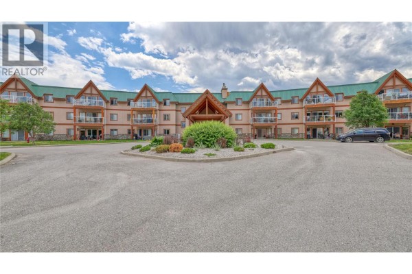 701 14a Crescent Unit# 111h, Invermere, BC, photo 3